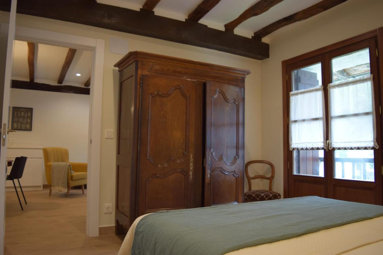 Peritxenea Landa Apartamentuak Lesaka Kültér fotó